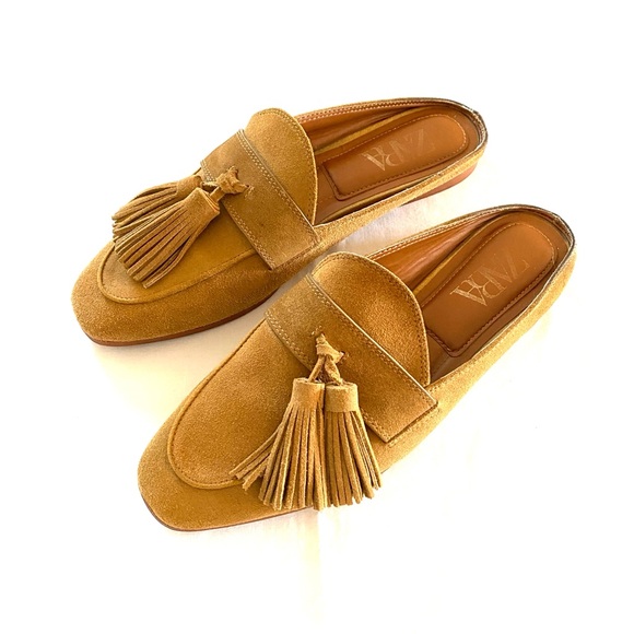 Zara Shoes - Zara Suede Tan/Brown Loafer Mules Women’s EU 39 Slip-On Flats Tassel